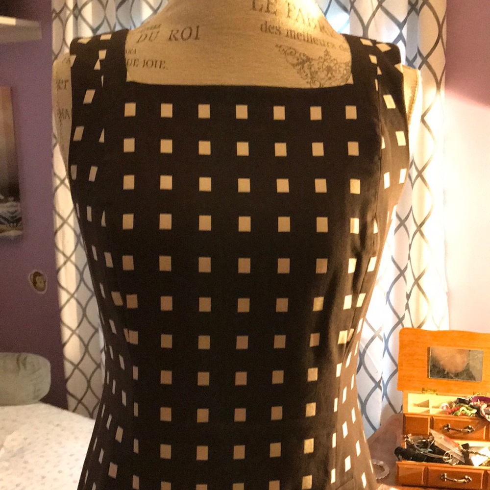 EUC ANN TAYLOR DRESS